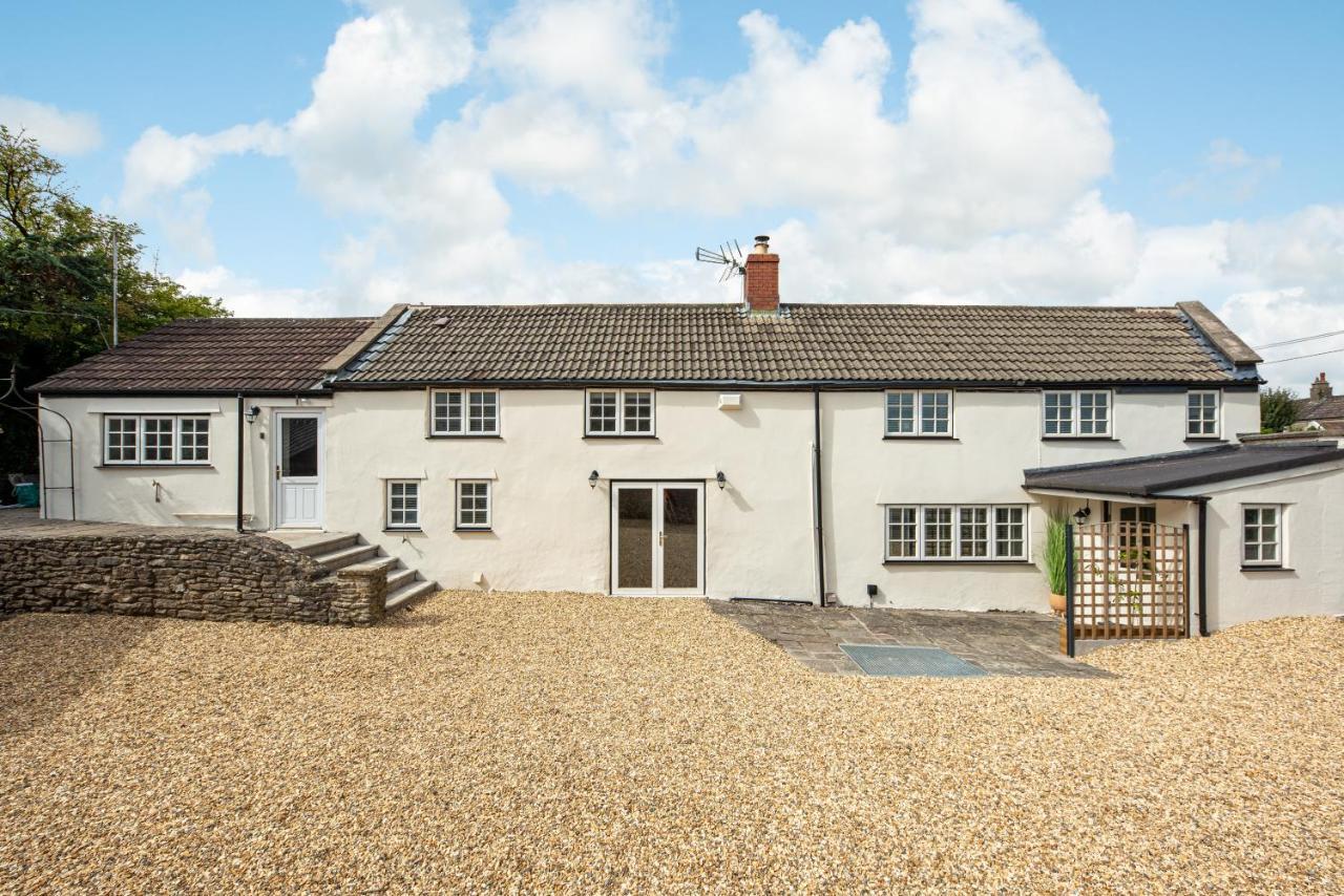 Wisteria View With Hottub & Cabin Sleeps 20 Chippenham  Luaran gambar