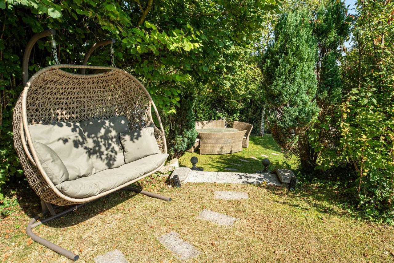 Wisteria View With Hottub & Cabin Sleeps 20 Chippenham  Luaran gambar