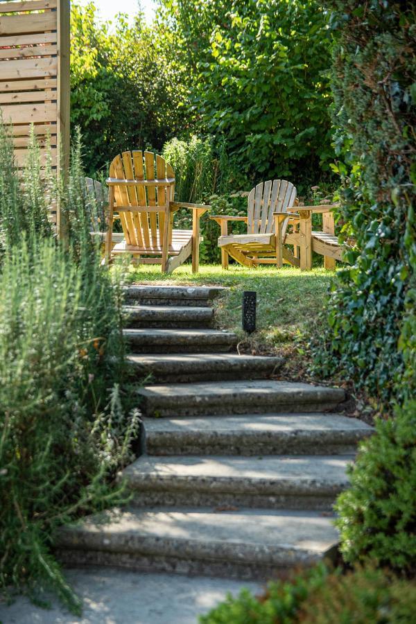 Wisteria View With Hottub & Cabin Sleeps 20 Chippenham  Luaran gambar