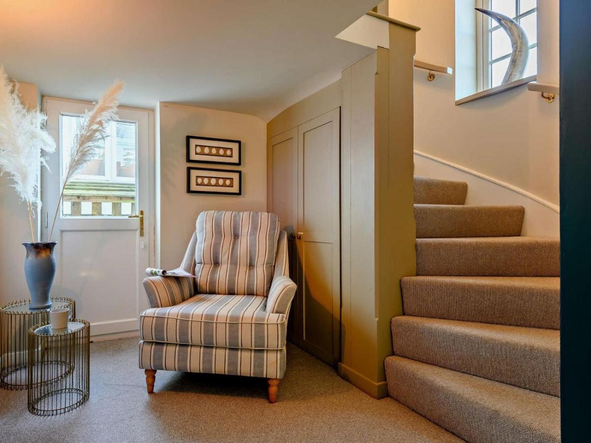 Wisteria View With Hottub & Cabin Sleeps 20 Chippenham  Luaran gambar